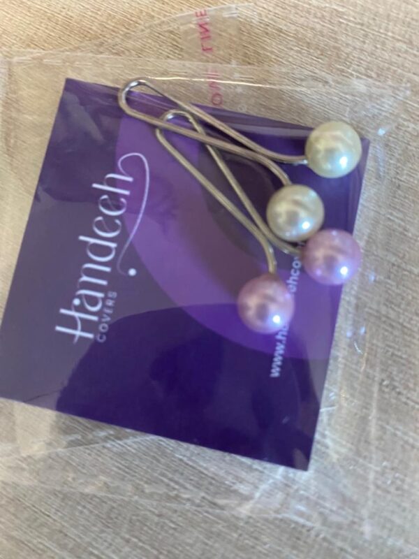 Balkees pin