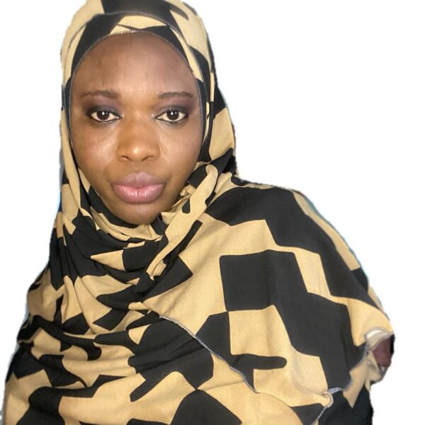 Black patterns two ways effortless hijab 1