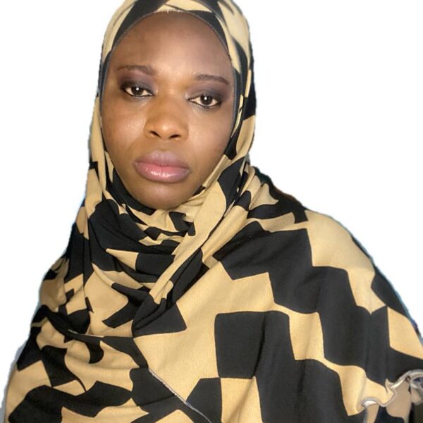 Black patterns two ways effortless hijab 3