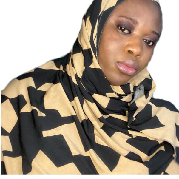 Black patterns two ways effortless hijab
