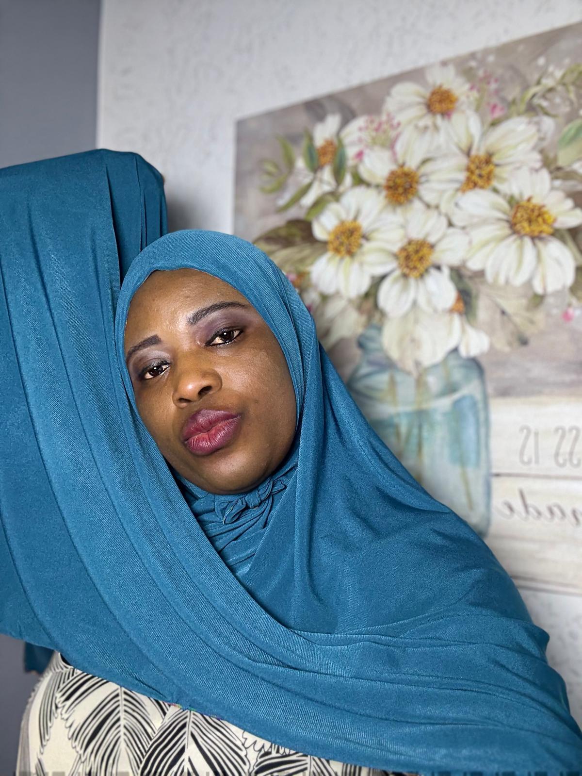 Mint Two ways Effortless knit hijab - Image 7