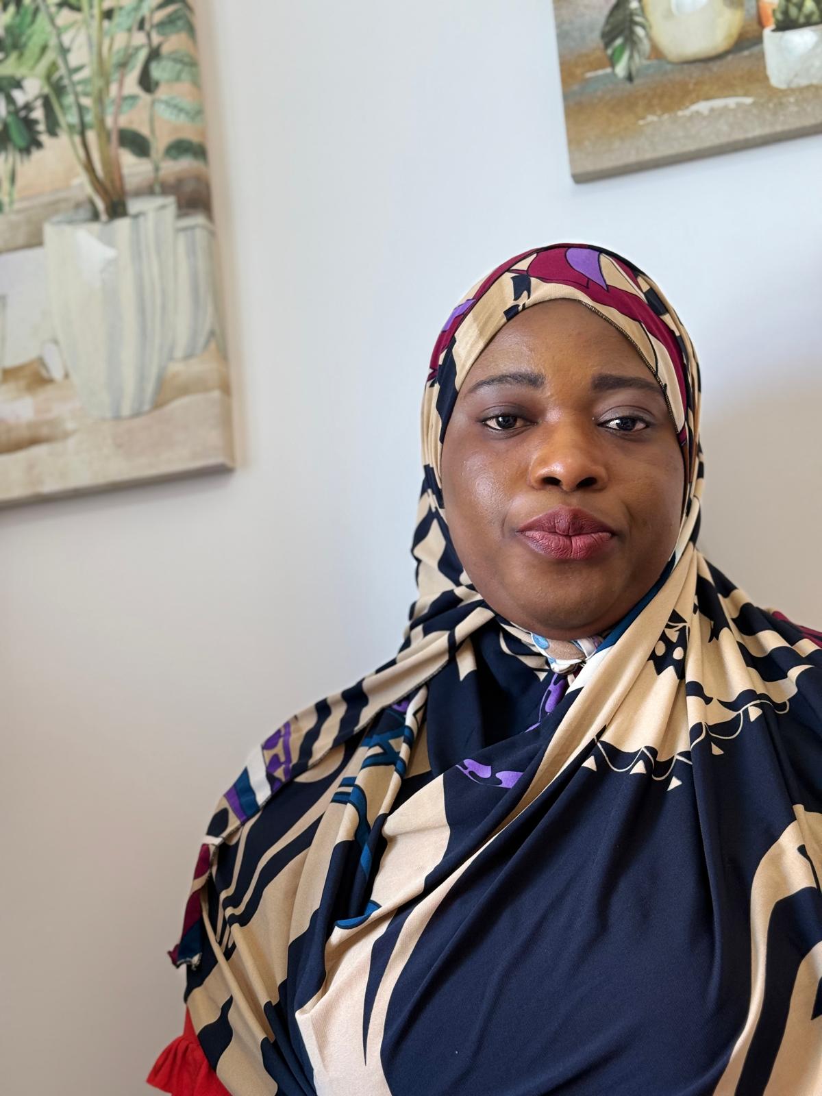 Pattern purple effortless hijab - Image 3