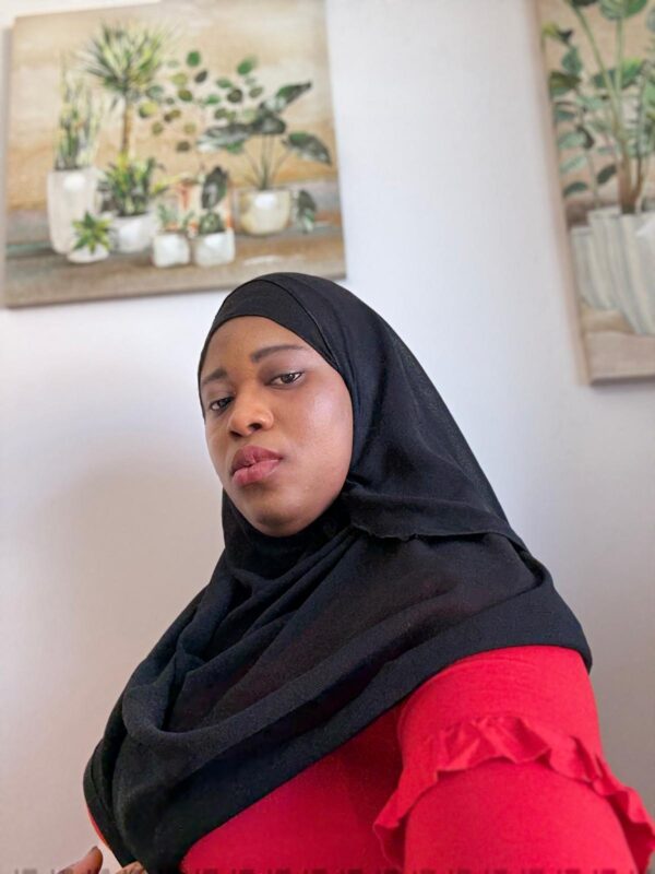 Black Robia Hijab - Image 5